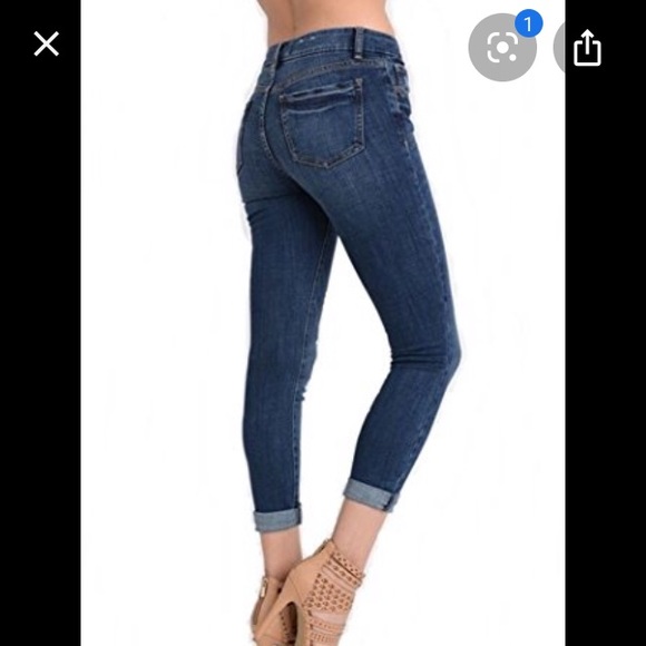 Lulus Denim - Lulu’s Eunina Mid Rise Skinny Roller Crop Jeans